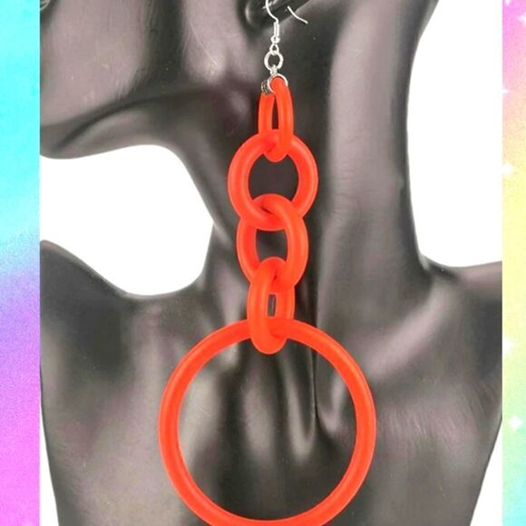Women's Red Dangle Silicone Earrings NWOT - Picture 1 of 6